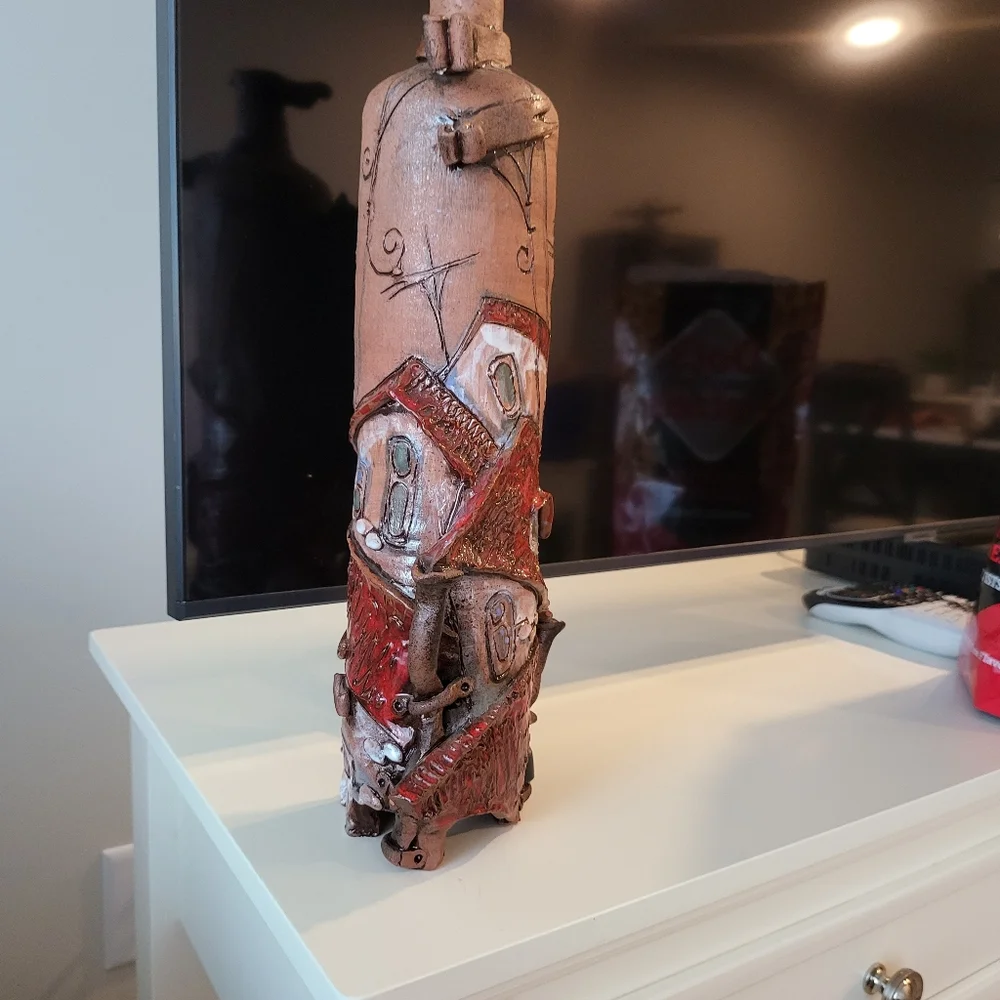 Super Cool Cat House Ceramic Vase Signed 13" - Picture 4 of 8